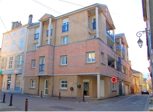 t4 à la location -   10200  BAR SUR AUBE, surface 87 m2 location t4 - UBI475850075